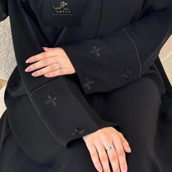 Exclusive abaya